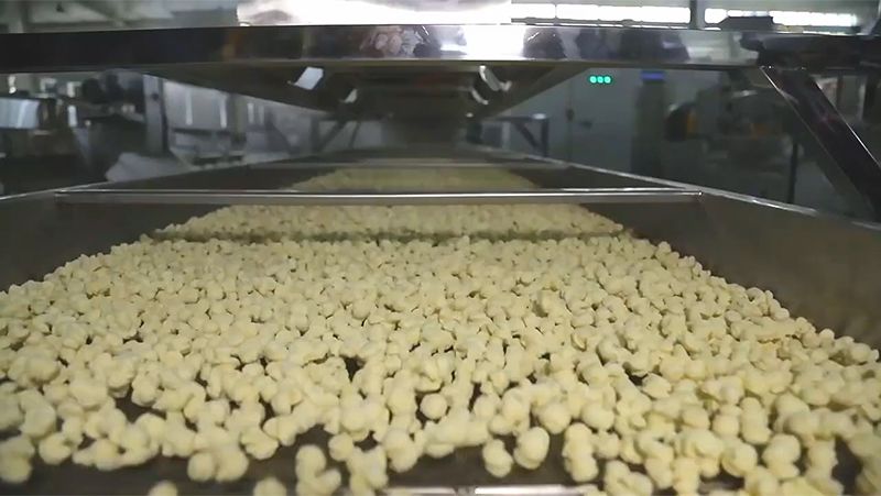 Linha de produção de salgadinhos de milho e coextrudados